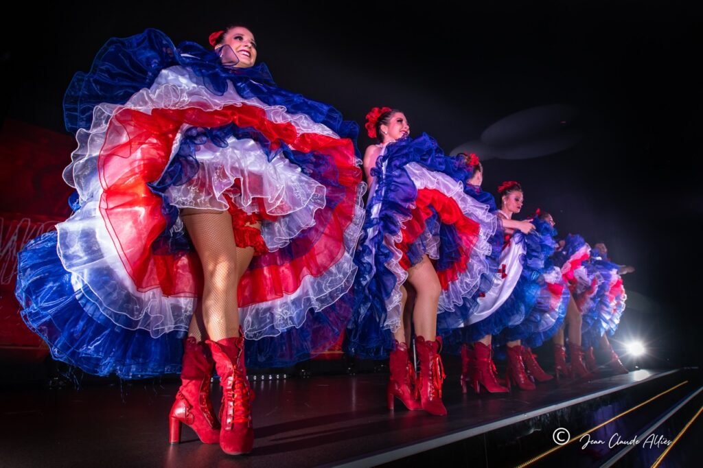 crazy angel's cabaret le showbizz magalas 21 - Grande